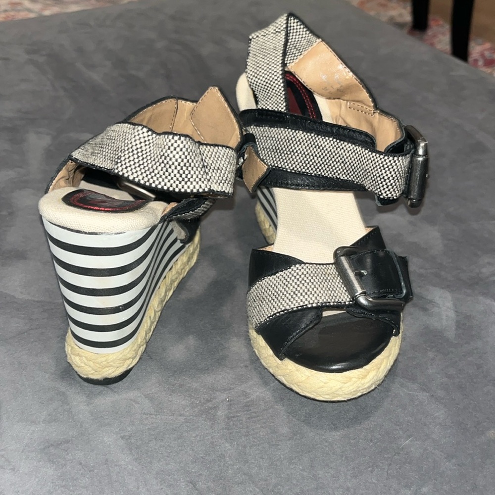 5/48, Size 6.5, Black and White Wedges heels strappy sandals stripe